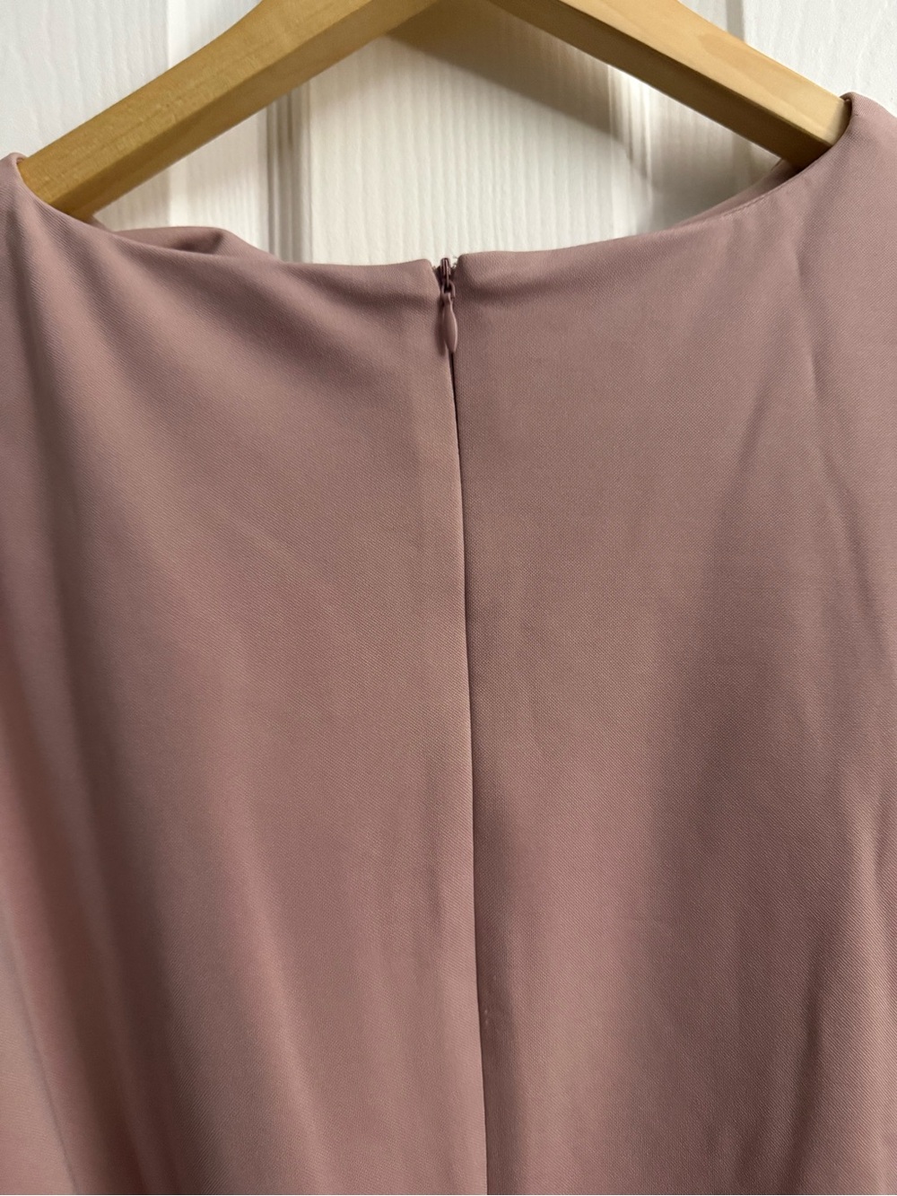 Two-Tone Pink and Black Midi Dress with Waist Belt - Picture 5 of 6